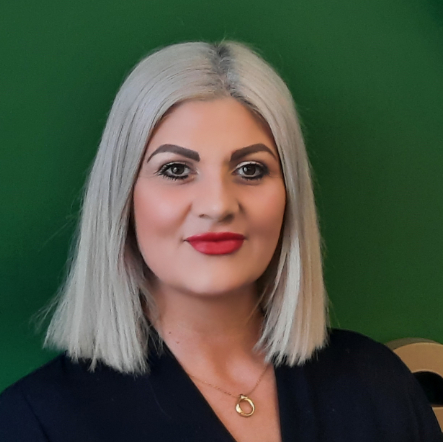 Chloe Warner, Sales Negotiator / Valuer